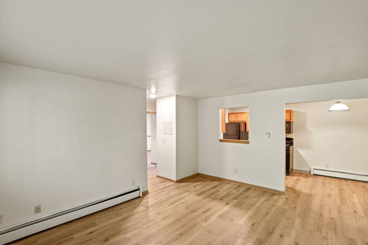 Parkview Apartments (BHIP Parkview LLC) - Photo 5 of 20