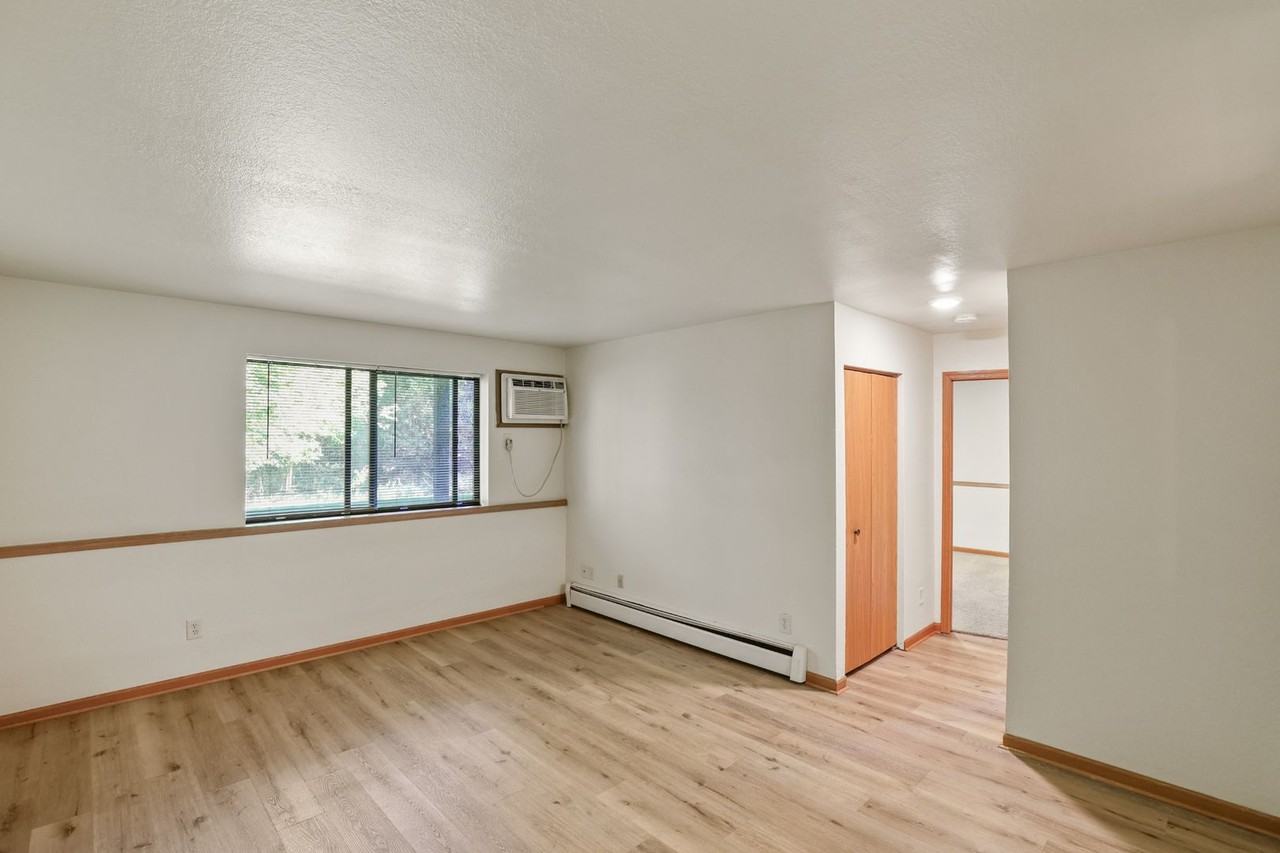 Parkview Apartments (BHIP Parkview LLC) - Photo 7 of 20