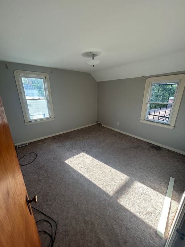 12 Cleveland Dr - Photo 3 of 36