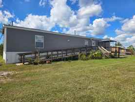 385 Sunshine Rd - Photo 1 of 1