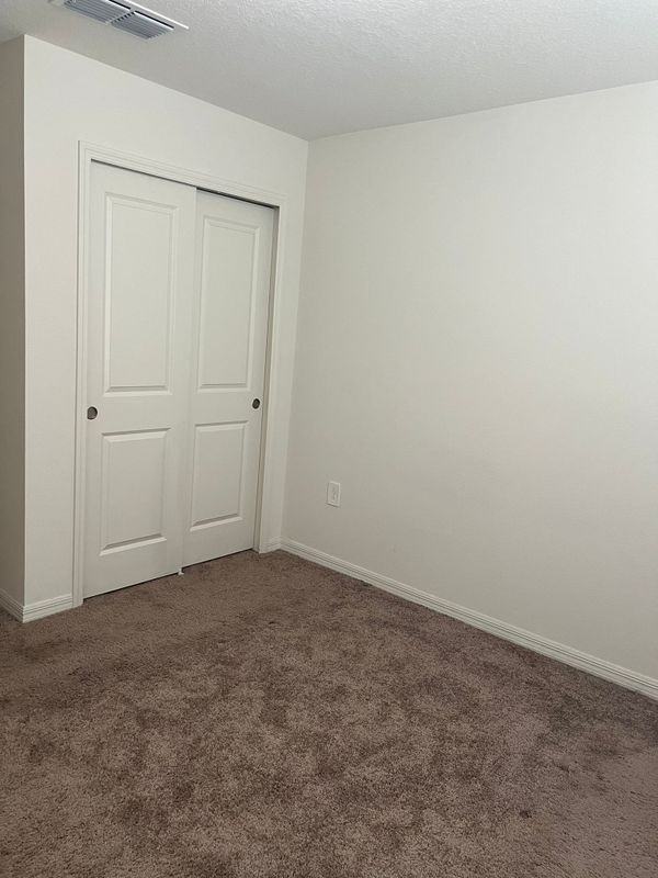 661 Stoney Point Cir - Photo 2 of 20