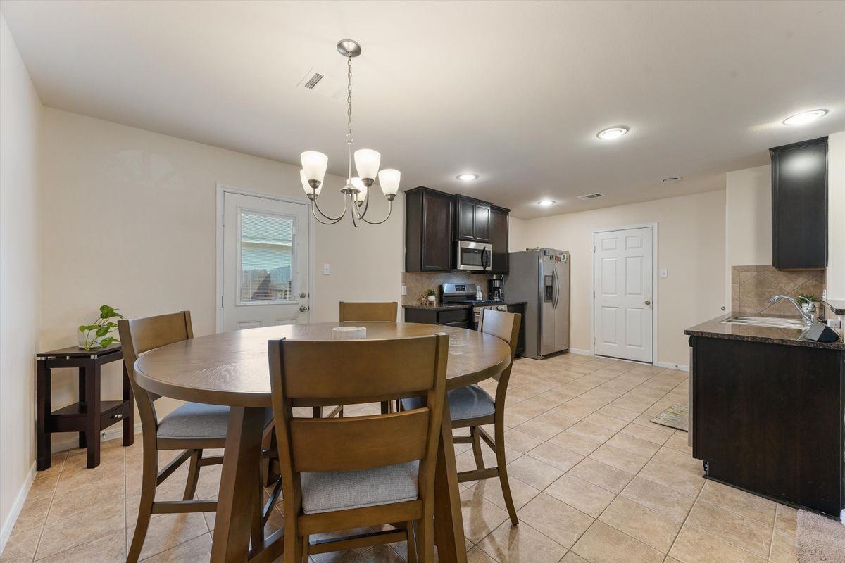 2202 Cherryville Drive - Photo 7 of 19