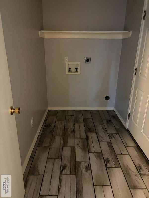 2035 Baja Cir - Photo 3 of 6