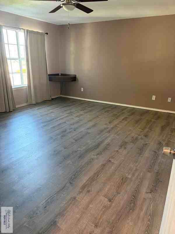 2035 Baja Cir - Photo 4 of 6