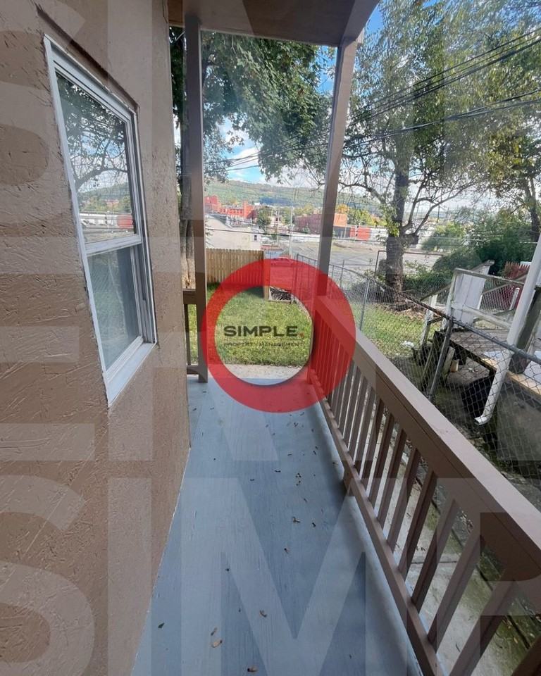 535 N Front St - Photo 5 of 18