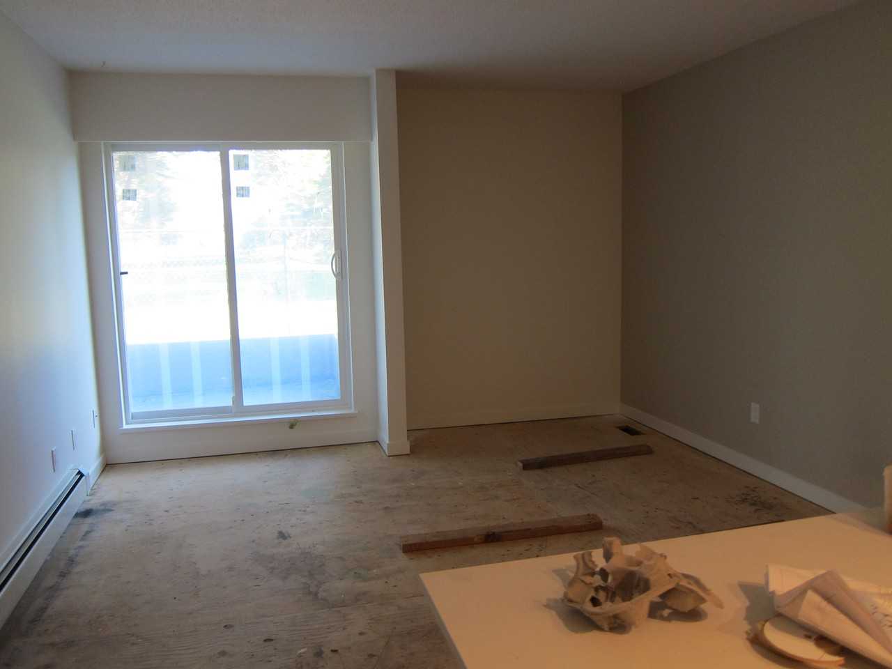 11815 89A Avenue - Photo 2 of 7