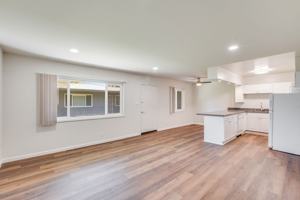 featured image of 908 Village Ctr