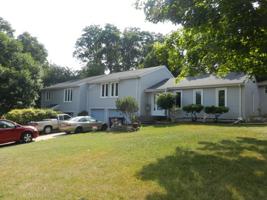 featured image of 2923 Cortland Dr