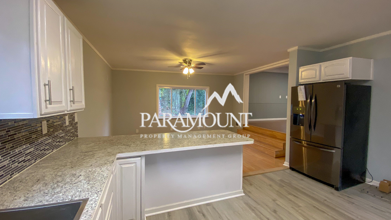 4441 Perry Ave Ne - Photo 4 of 27