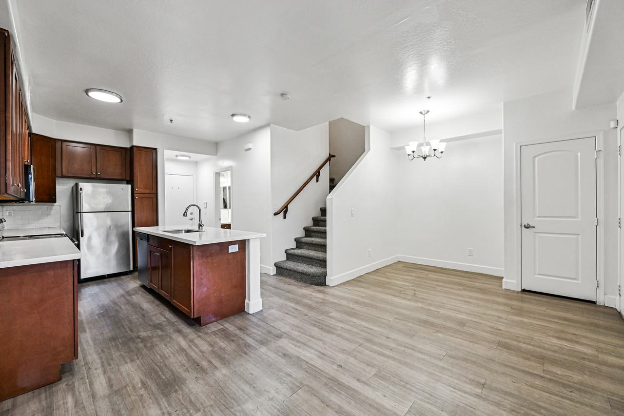 4608 West Maryland Avenue #1190 - Photo 3 of 23