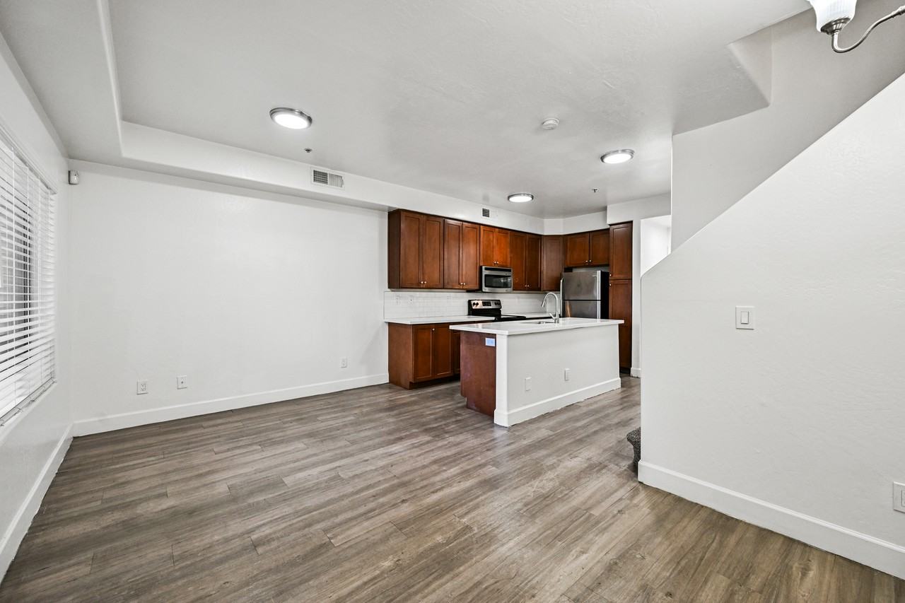 4608 West Maryland Avenue #1190 - Photo 5 of 23