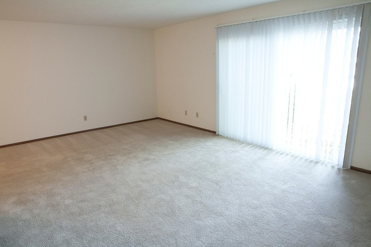 Old Orchard Trace Apartments - Photo 6 of 38