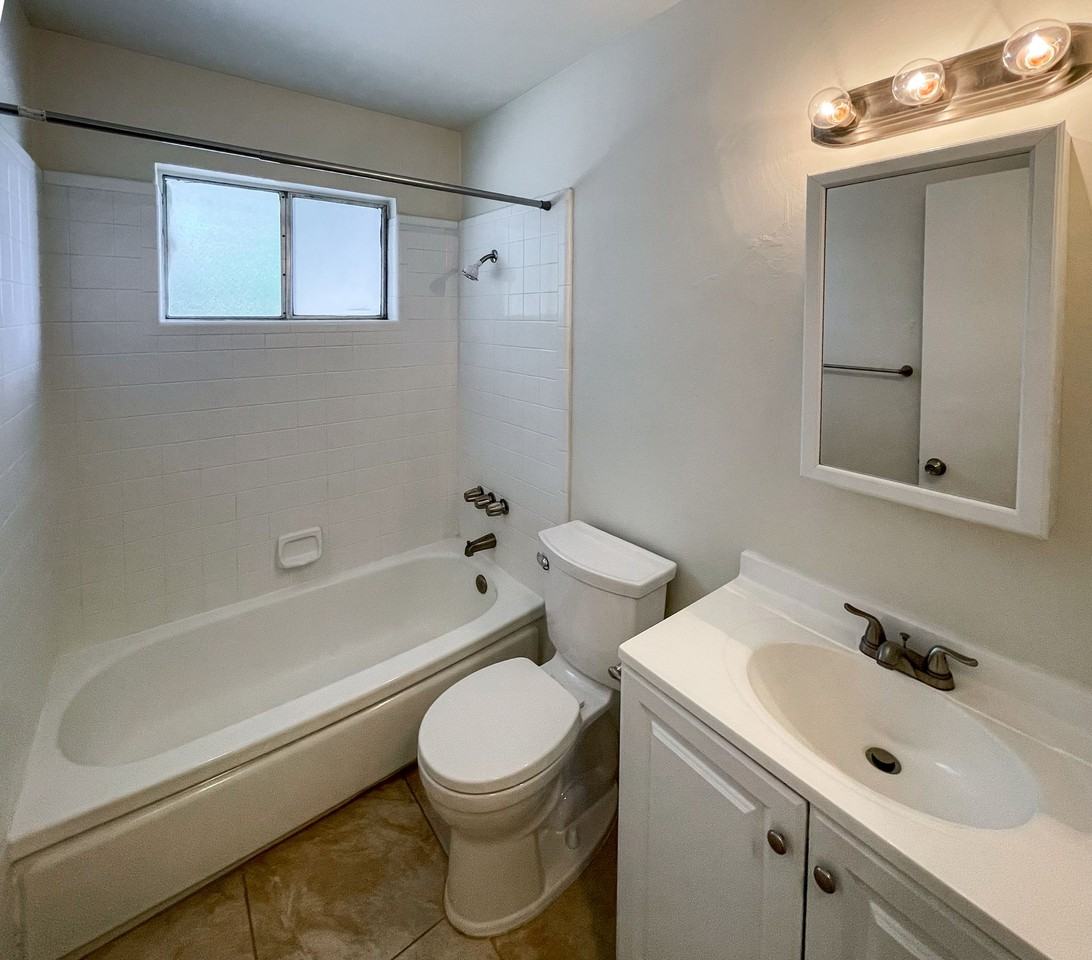 515 Camanche Lane - Photo 5 of 10