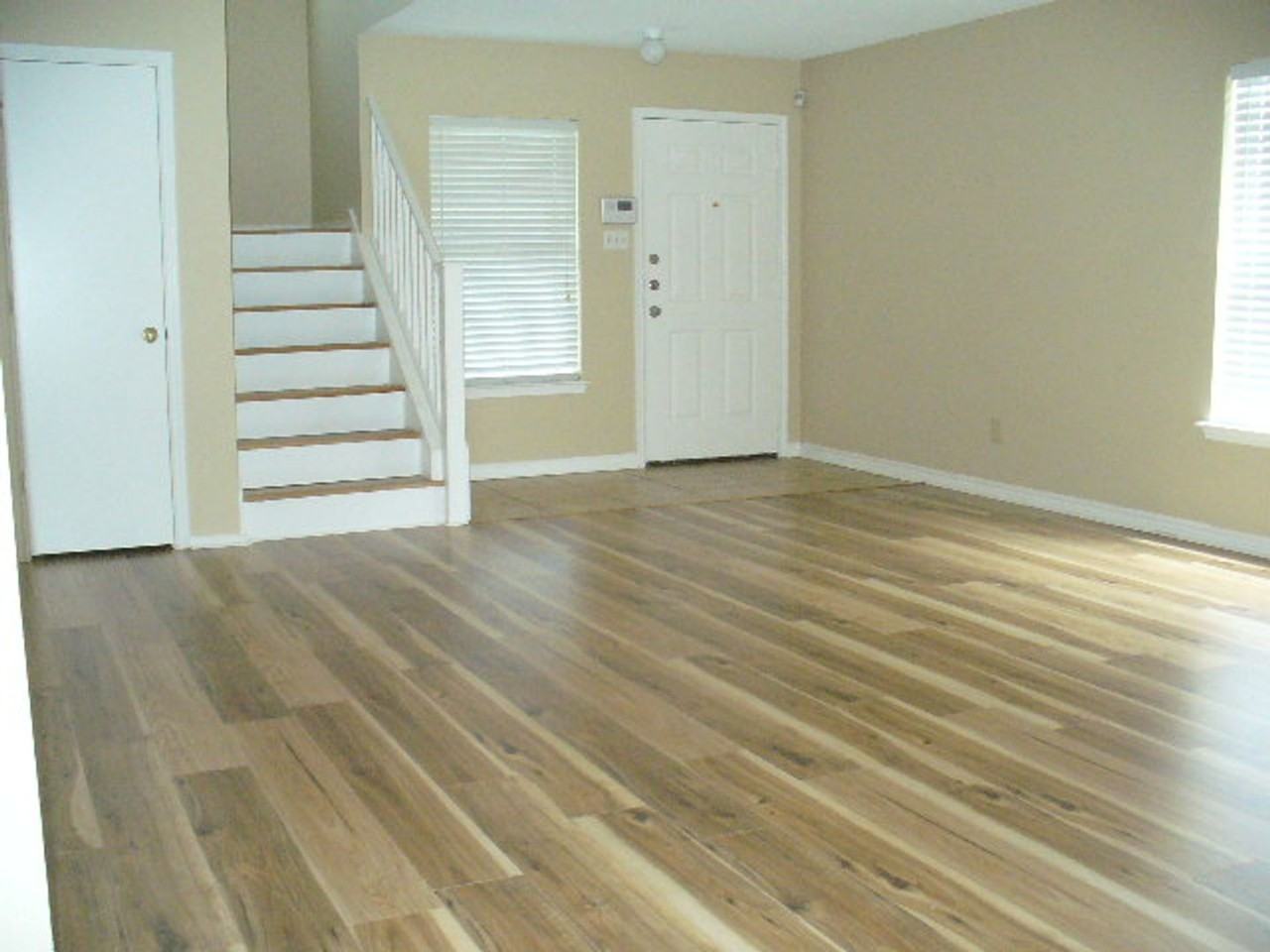 2223 Sunset Bay - Photo 3 of 9