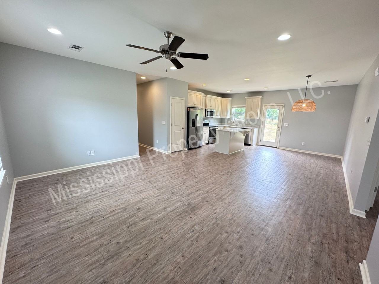 1010 Briarwood Drive - Photo 2 of 23