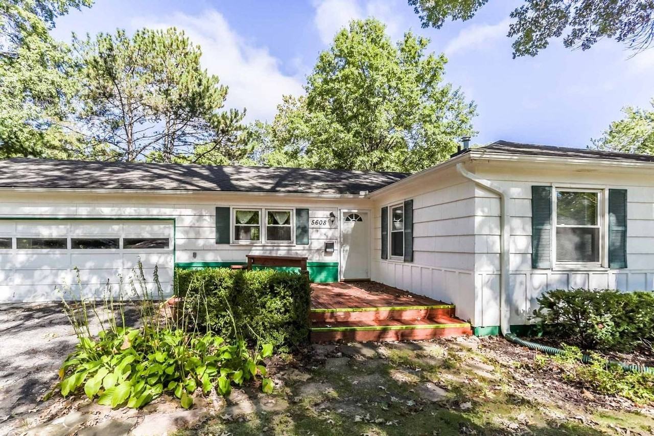 5608 West 101st Terrace