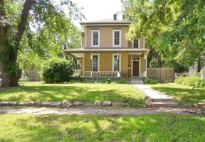 featured image of 106 N Jefferson St