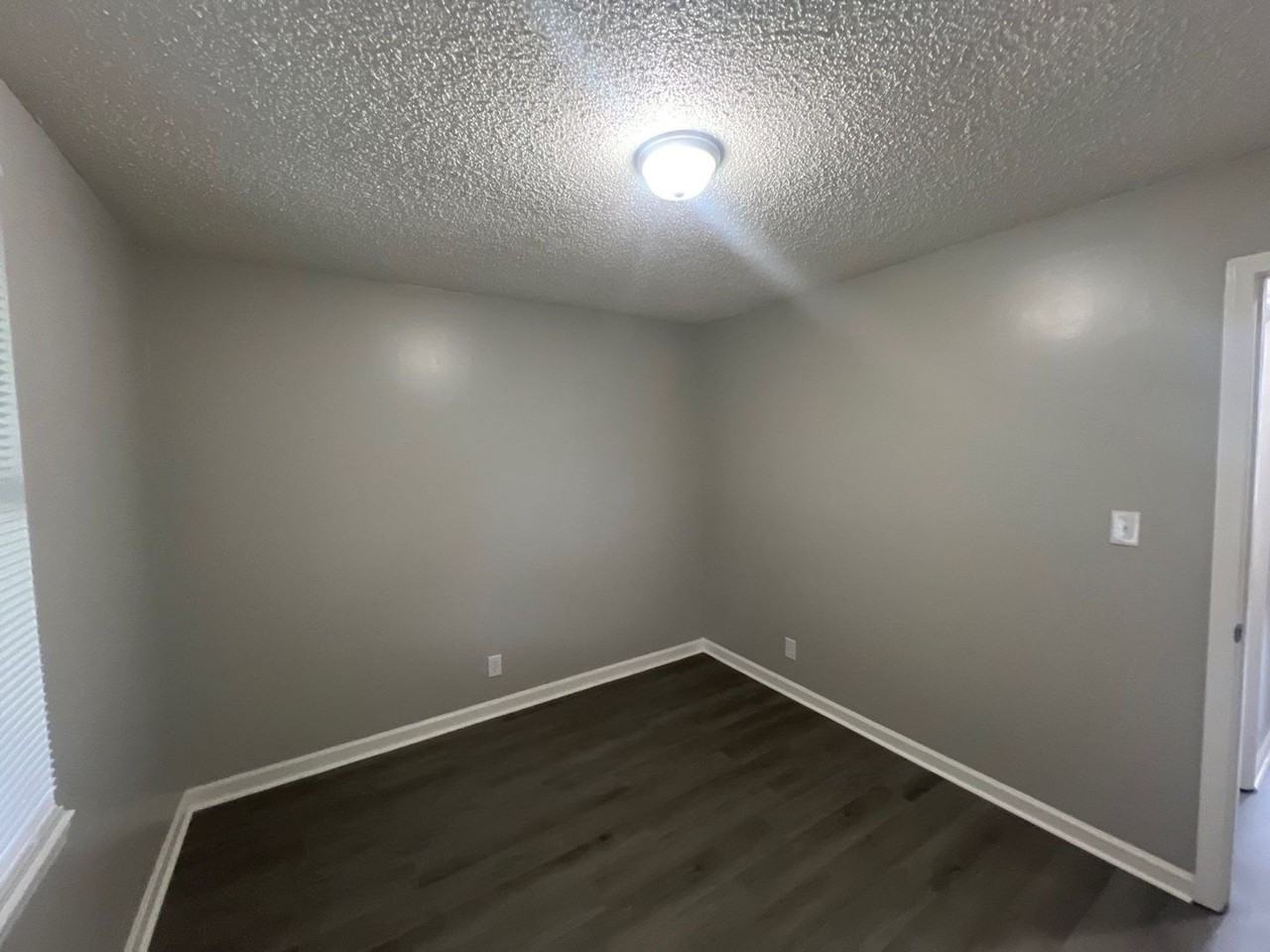 217 Green Leaf Circle - Photo 7 of 14