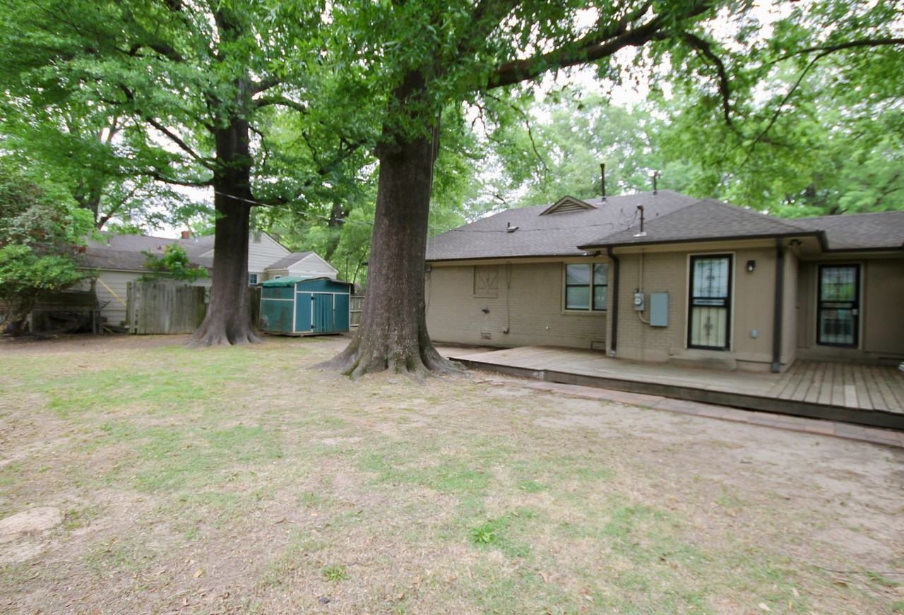 1313 S Perkins Rd - Photo 7 of 18