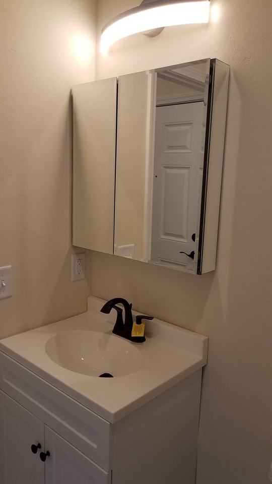 313 Sw 12th St - Photo 5 of 19