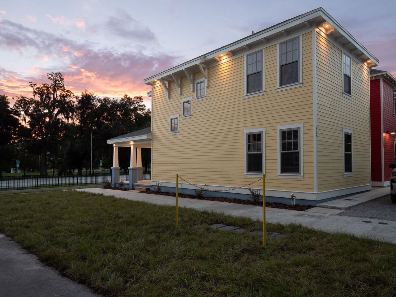 534 Sw 6th Pl - Photo 2 of 28