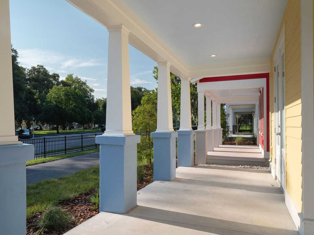 534 Sw 6th Pl - Photo 3 of 28