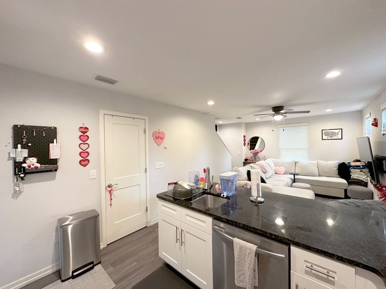 855 Sw 5th Ter - Photo 6 of 16