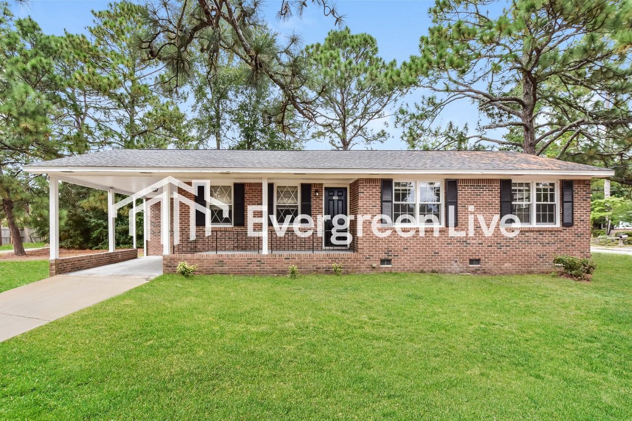 1147 W Fairhill Dr - Photo 2 of 15