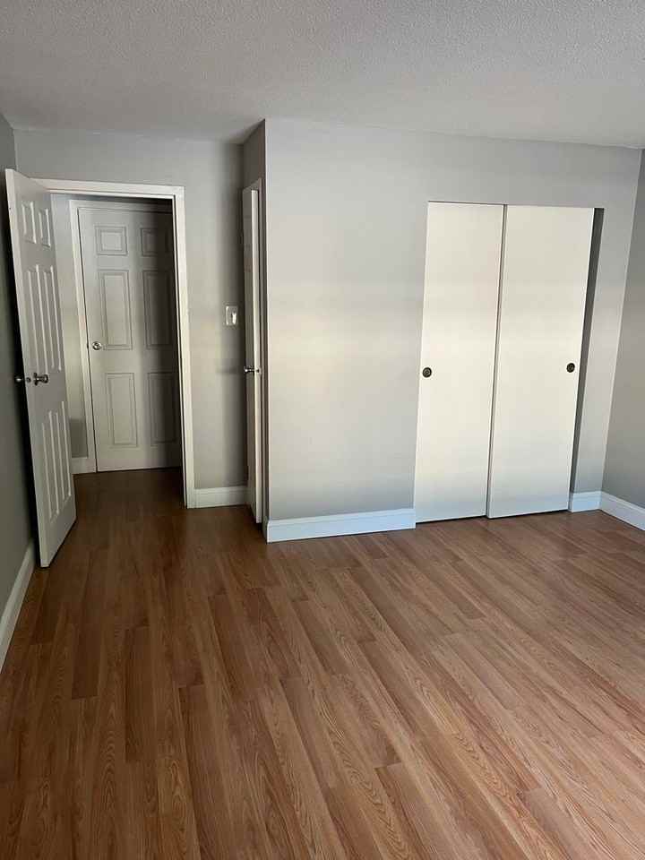 17 Silvestri Cir - Photo 7 of 8