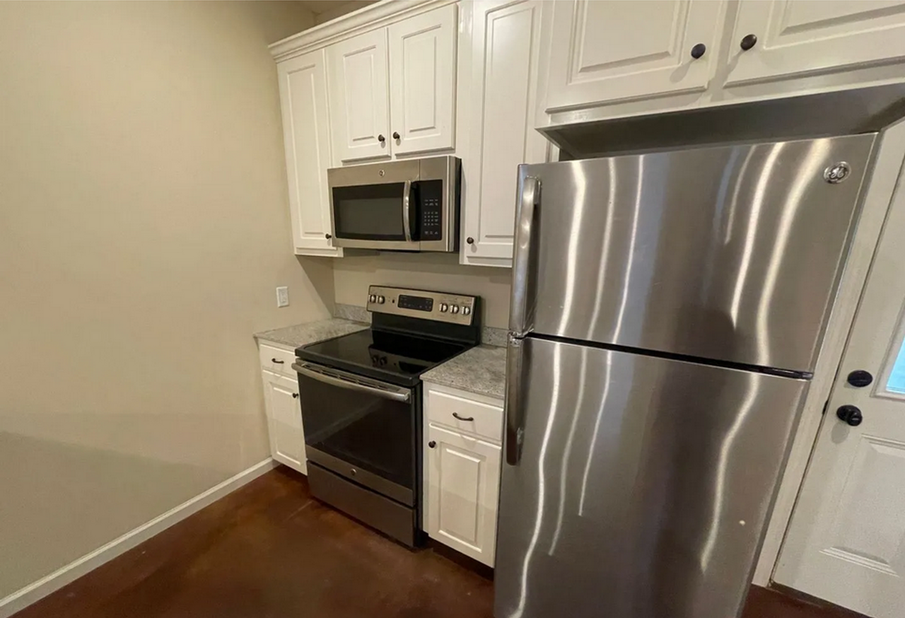 100 100 Riley Cove - Photo 4 of 14