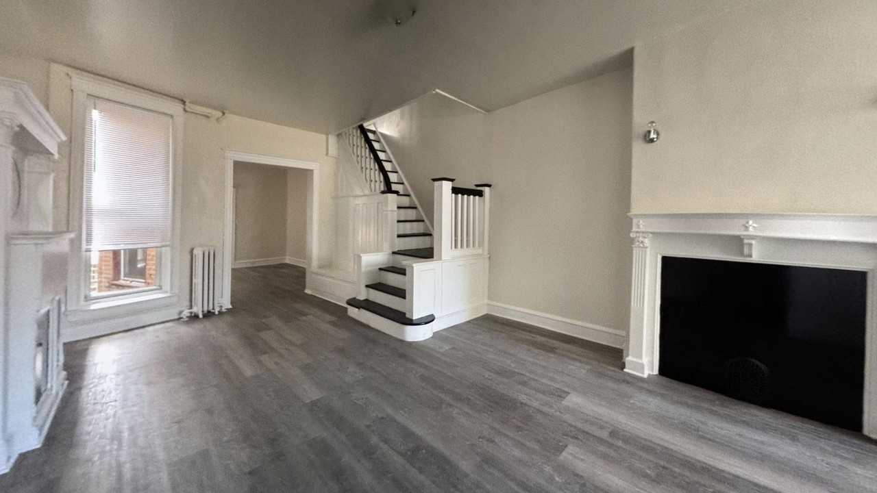 5330 Race Street - Photo 6 of 17