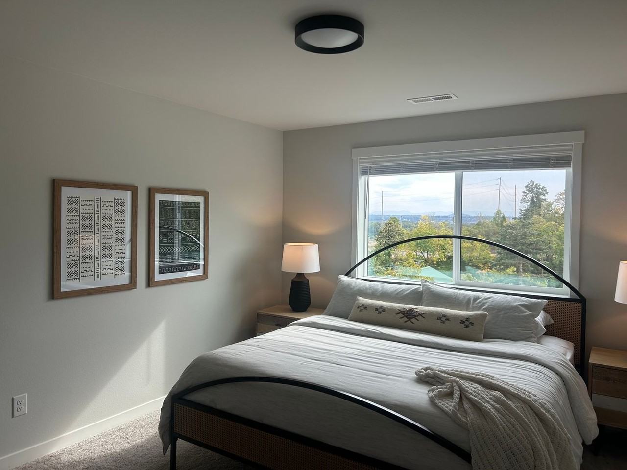 543 Northwest Drake Street - Photo 5 of 8