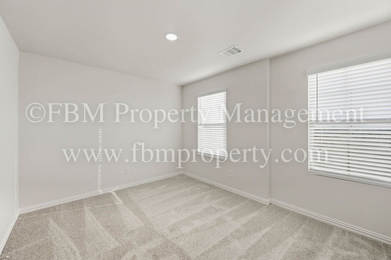 1793 Ethereal Ln - Photo 7 of 31