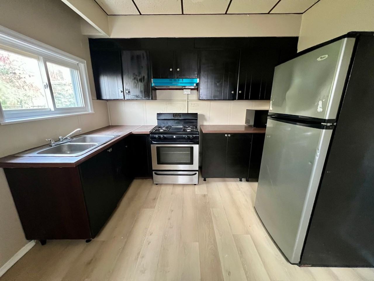 3098 Aramingo Ave - Photo 7 of 20