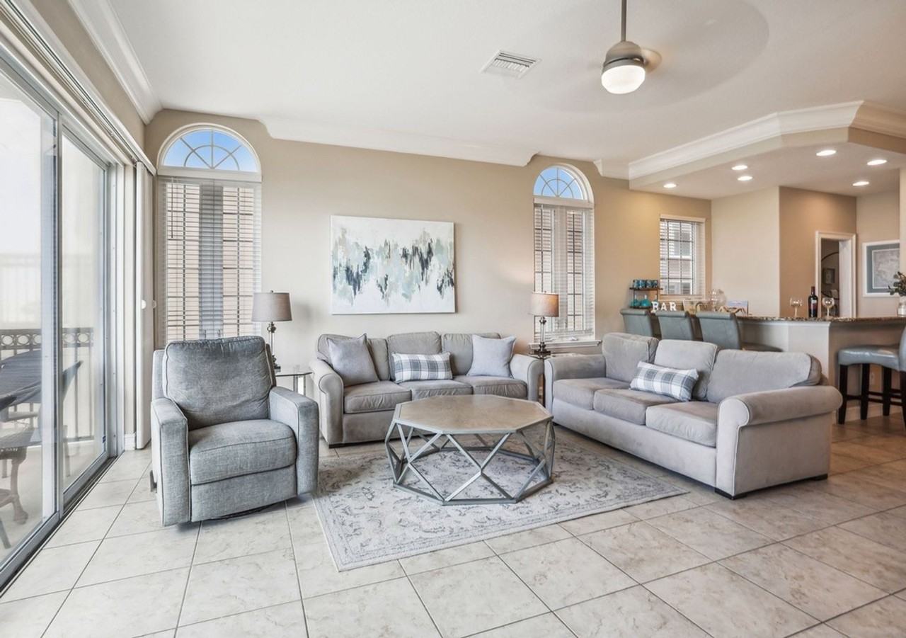 17810 Lee Ave - Photo 5 of 44