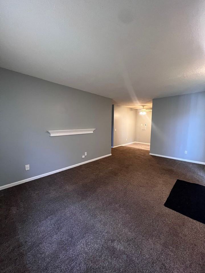 8804 Kaill Rd #B - Photo 3 of 12