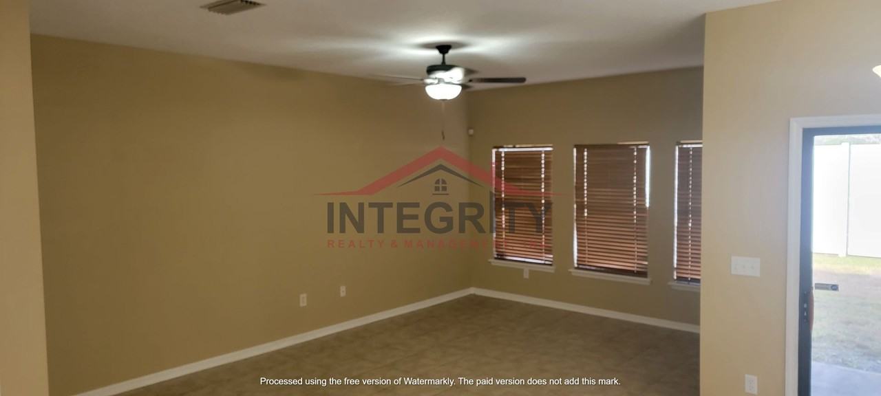 5246 Brighton Park Lane - Photo 2 of 18