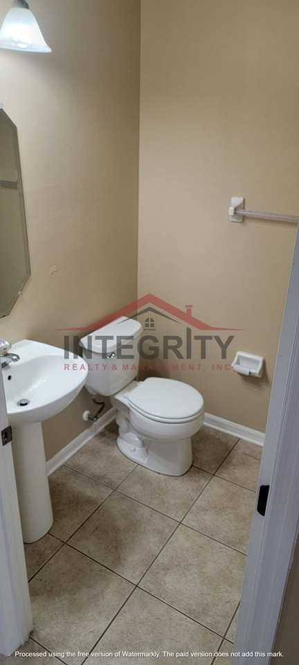 5246 Brighton Park Lane - Photo 6 of 18