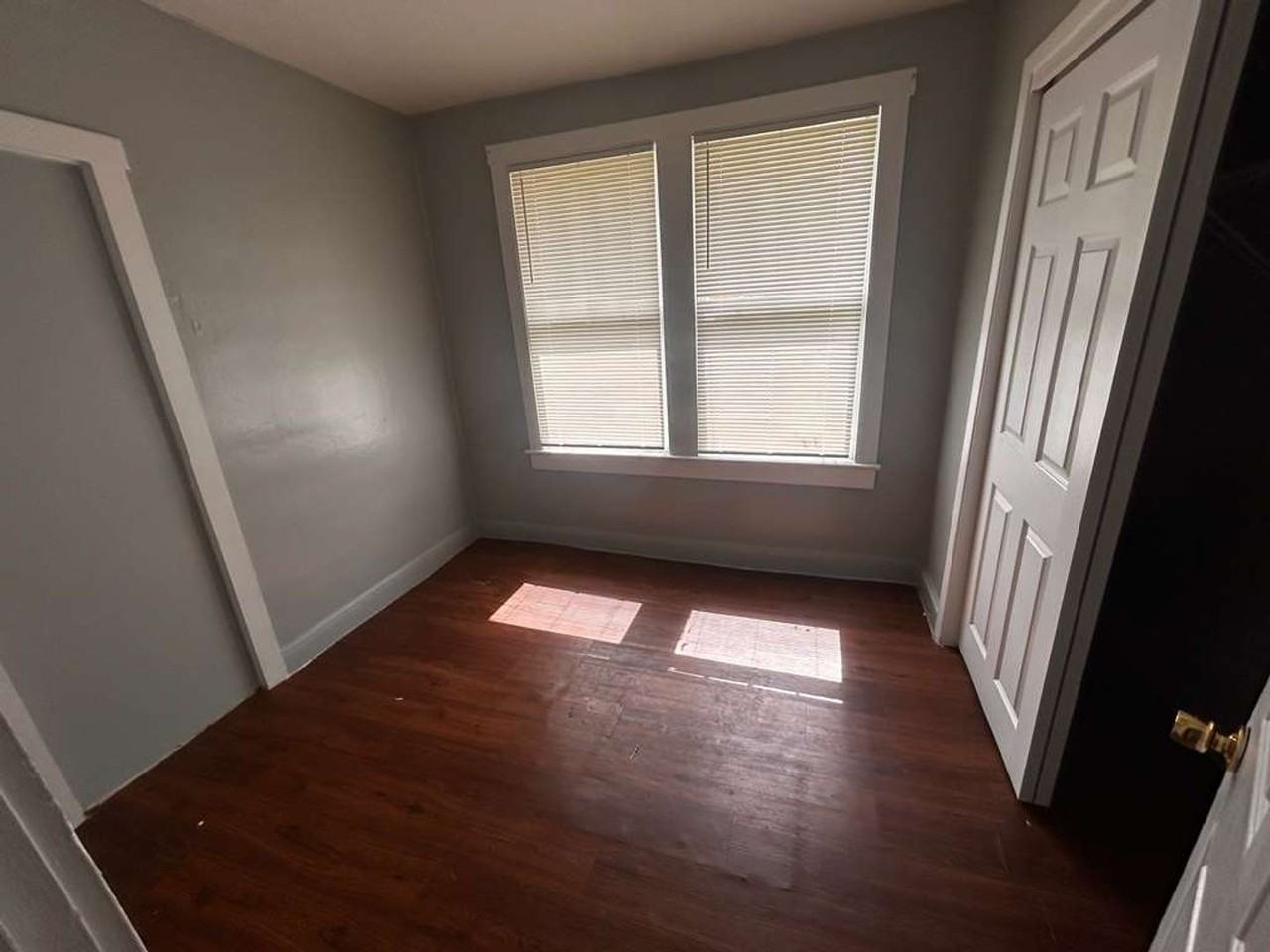 8218 N Klondyke St - Photo 6 of 12