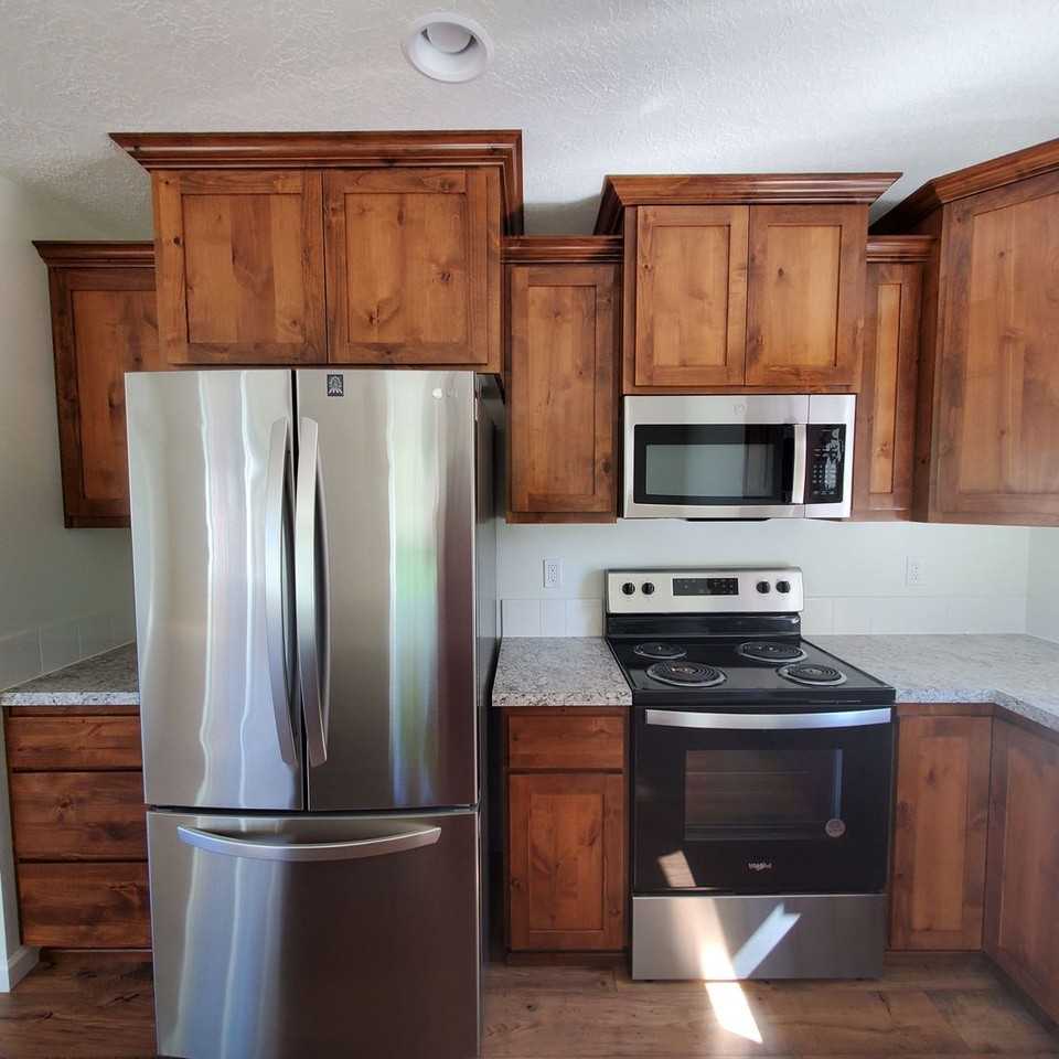 1954 14th Ave Sw - Photo 6 of 28