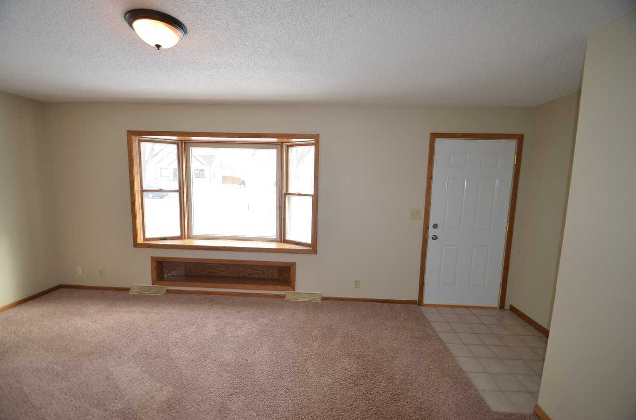 6924 12th Ave S - Photo 3 of 14