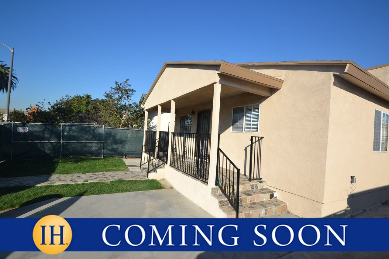 1361 E 57th St - Photo 2 of 4