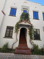 921 N W Knoll Dr - Photo 1 of 1