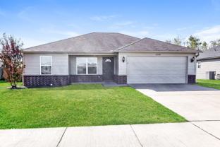 12104 Firethorn Dr - Photo 1 of 1