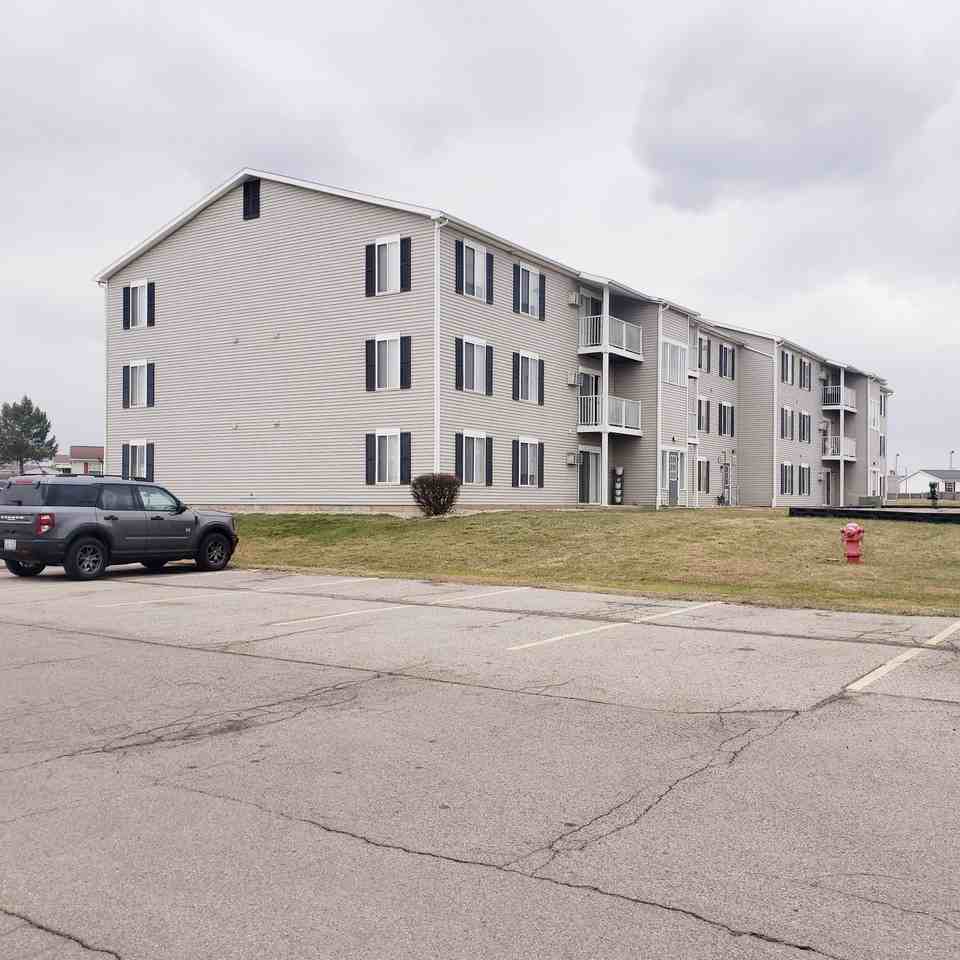 3100 S Winter St #B06 - Photo 4 of 11