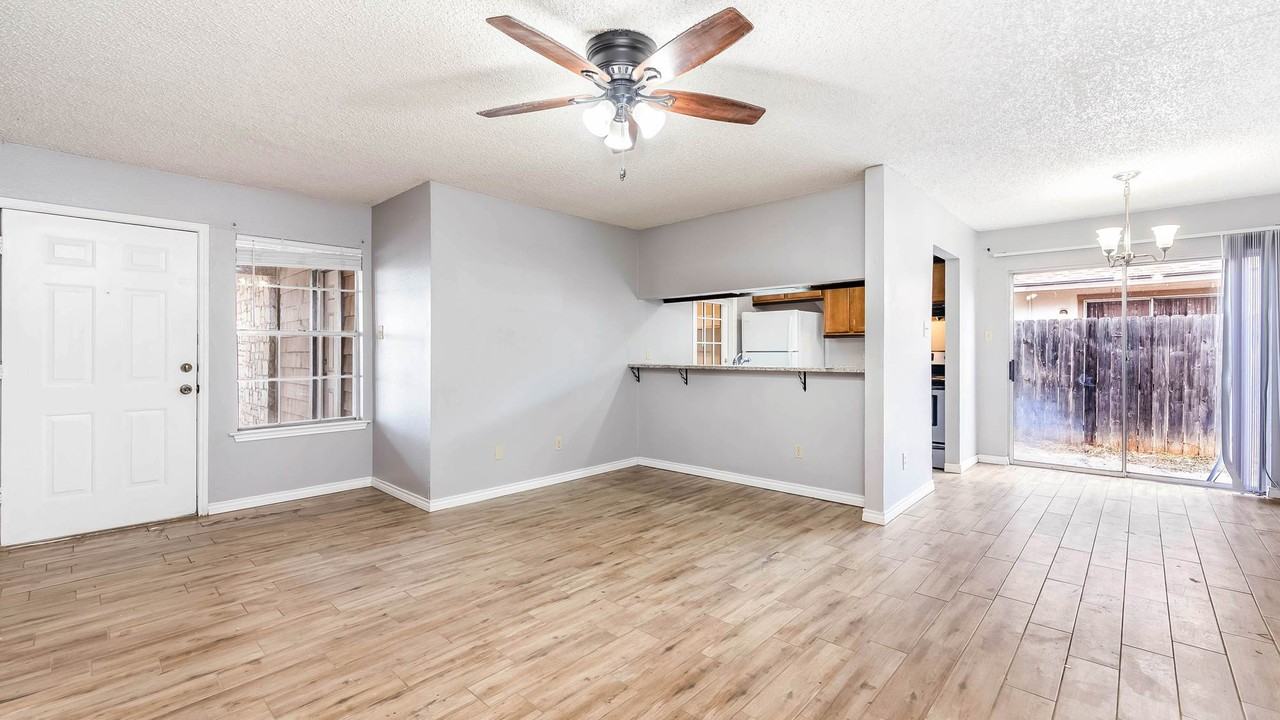 5204 Gawain Dr #5204 - Photo 4 of 15