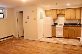 56 Queensberry St #G - Photo 1 of 1