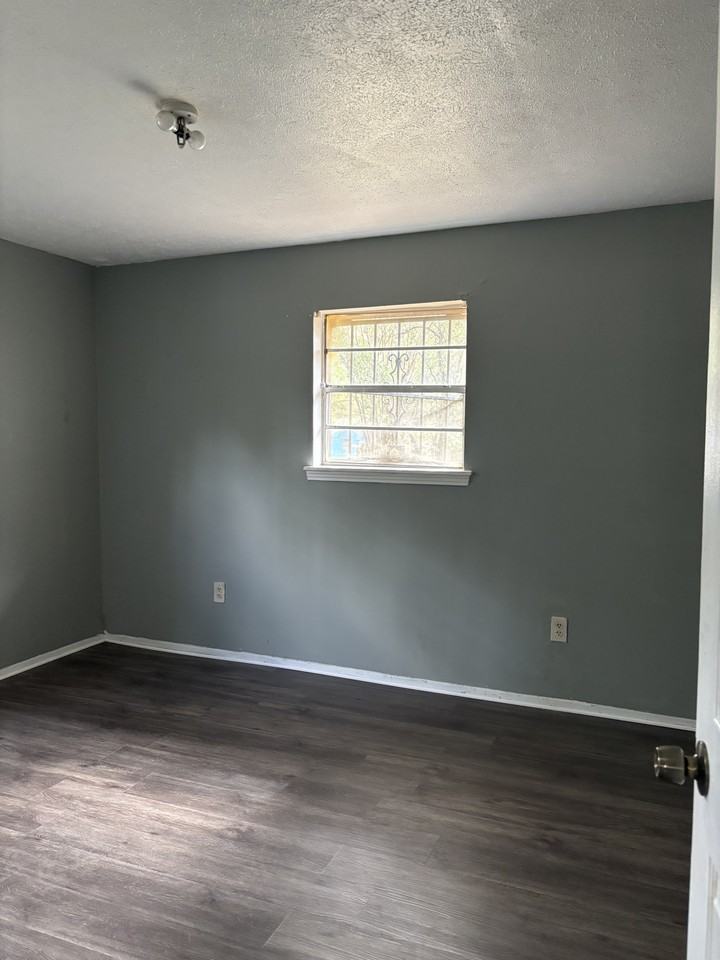 622 Lake Glen Pl #NA - Photo 6 of 12