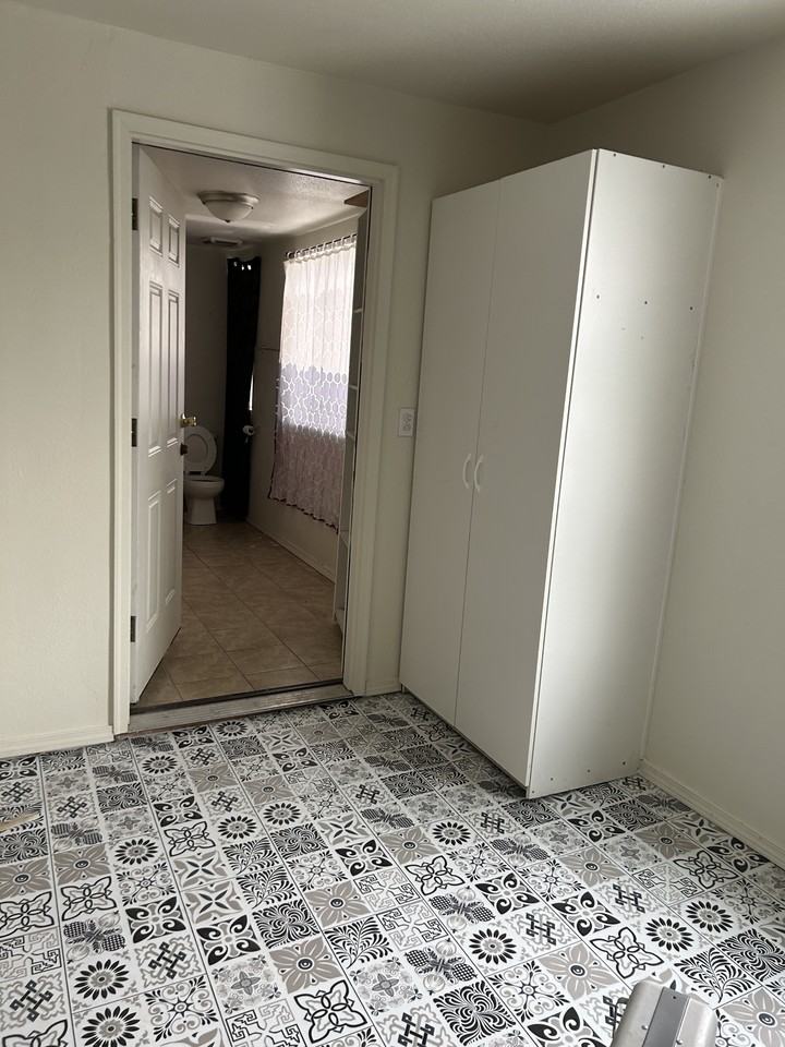 276 Adams Street #B - Photo 3 of 9