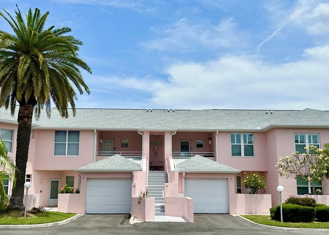 4330 Pinebrook Cir #11 - Photo 2 of 14